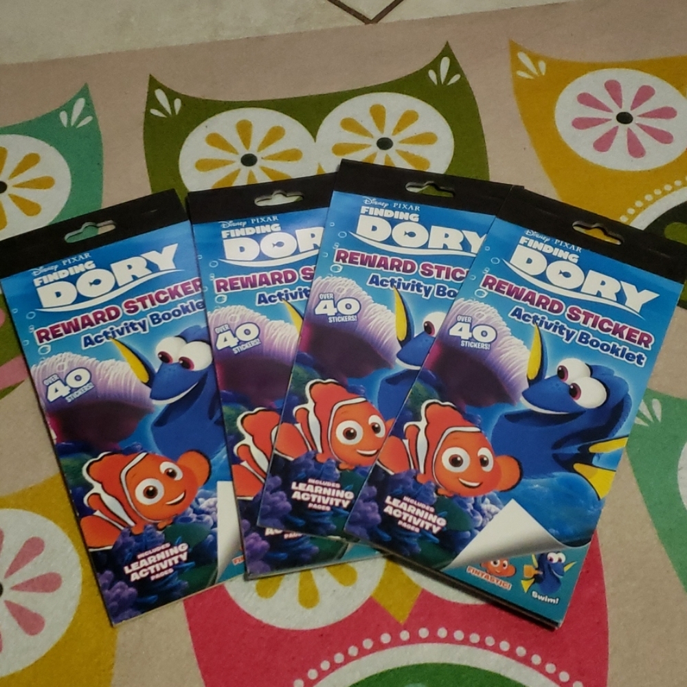Finding dory activities book with stickers